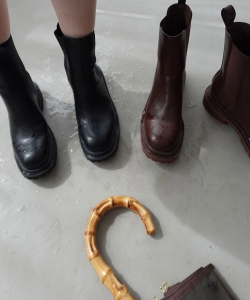 ORiental TRaffic by yuri（オリエンタルトラフィックバイユリ）の「＼ ZOZOTOWN限定 ／ 新作 レイン ミドル丈 サイドゴア ブーツ /51391 晴雨兼用（ブーツ・レディース・ブラック/ブラウン・LL/L/M/S）」の3枚目の写真