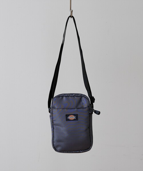 Dickies（ディッキーズ）の「【Dickies / ディッキーズ】 PADDED QUICKSHOULDER BAG/ミニショルダーバッグ/ユニセックス【WEB限定】（ショルダーバッグ・メンズ・アイボリー/チャコールグレー/ブラック/カーキ・フリー）」の8枚目の写真