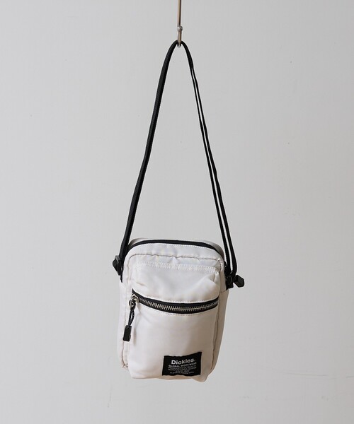 Dickies（ディッキーズ）の「【Dickies / ディッキーズ】 PADDED QUICKSHOULDER BAG/ミニショルダーバッグ/ユニセックス【WEB限定】（ショルダーバッグ・メンズ・アイボリー/チャコールグレー/ブラック/カーキ・フリー）」の12枚目の写真