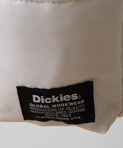Dickies（ディッキーズ）の「【Dickies / ディッキーズ】 PADDED QUICKSHOULDER BAG/ミニショルダーバッグ/ユニセックス【WEB限定】（ショルダーバッグ・メンズ・アイボリー/チャコールグレー/ブラック/カーキ・フリー）」の13枚目の写真
