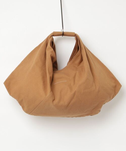 MM6 Maison Margiela（ｴﾑｴﾑｼｯｸｽ ﾒｿﾞﾝ ﾏﾙｼﾞｪﾗ）の「MM6 MAISON MARGIELA / エムエムシックス メゾンマルジェラ：JAPANESE DRAPED：SB5WC0019-P7254[ANN]（トートバッグ・レディース・ブラウン系その他・FREE）」の2枚目の写真