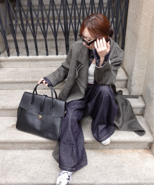 unnu(ユヌ)の「フラップPUラージボストン(ボストンバッグ・レディース・ブラック/ブラウン・F)」の5枚目の写真