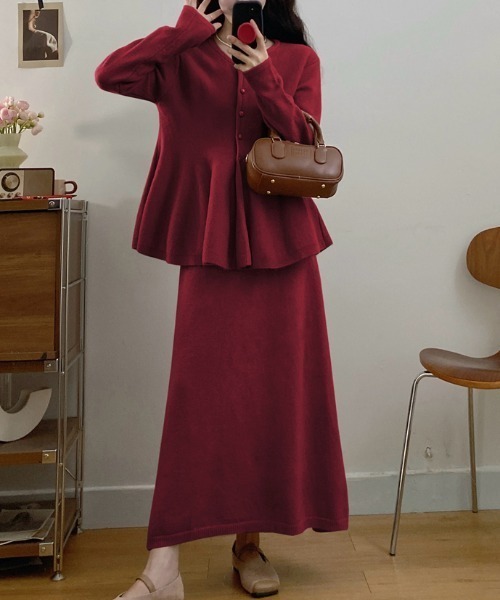 Diosfront（ディオスフロント）の「ペプラムフレアニットカーディガンセットアップ（セットアップ・レディース・ブラック/モカ/ダークブラウン/レッド・FREE）」の9枚目の写真