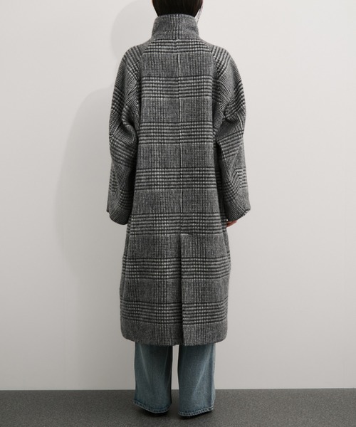 le cercle ADAM ET ROPE'(ルセルクルアダムエロペ)の「尾州スタンドカラーロングコート(その他アウター・レディース・グレー/ブラック/グレー系その他/ベージュ系その他2・FREE)」の21枚目の写真
