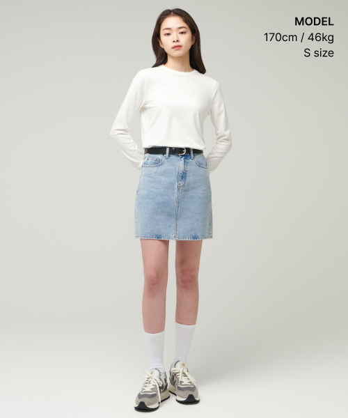 MUSINSA STANDARD WOMAN（ムシンサスタンダードウーマン）の「ウィメンズフレキシブルクルーネック長袖Tシャツ[クリーム]（Tシャツ/カットソー・レディース・その他・SMALL/MEDIUM/LARGE/X-LARGE/X-SMALL）」の5枚目の写真