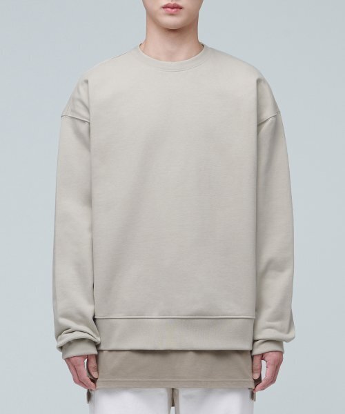 MUSINSA STANDARD（ムシンサスタンダード）の「レイヤードクルーネック長袖Tシャツ_ロング丈 [ダスティベージュ]（Tシャツ/カットソー・メンズ・その他・MEDIUM/X-SMALL/SMALL）」の3枚目の写真