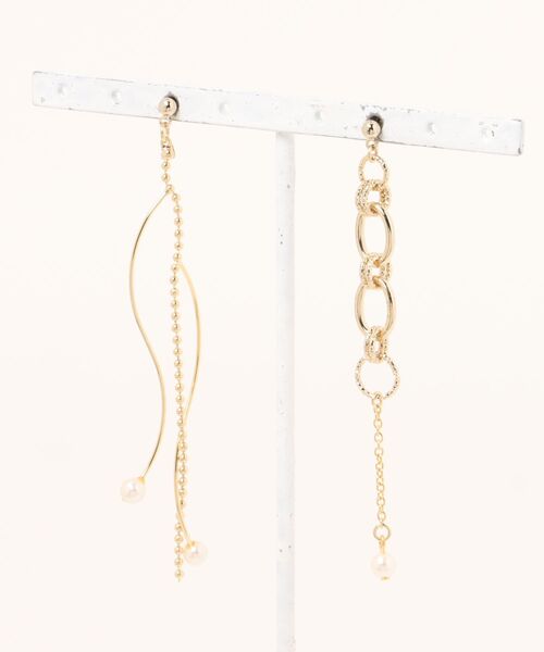 Os accessory（オズアクセサリー）の「Os　-オズ-　【金属アレルギー対応】パールボールチェーンピアス（ピアス（両耳用）・レディース・ゴールド/シルバー・ONE SIZE）」の5枚目の写真