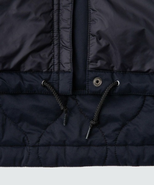 WILD THINGS(ワイルドシングス)の「WILD THINGS QUILTING MONSTER PARKA(ワイルドシングス キルティング モンスターパーカー)(ナイロンジャケット・レディース・グレー系/ブラック・SMALL/MEDIUM)」の6枚目の写真