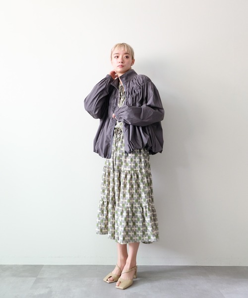 DOLLUPOOPS（ドールアップウップス）の「ジオメトリックプリントティアードワンピース（Tシャツ/カットソー・レディース・グリーン/ブラック・FREE）」の14枚目の写真