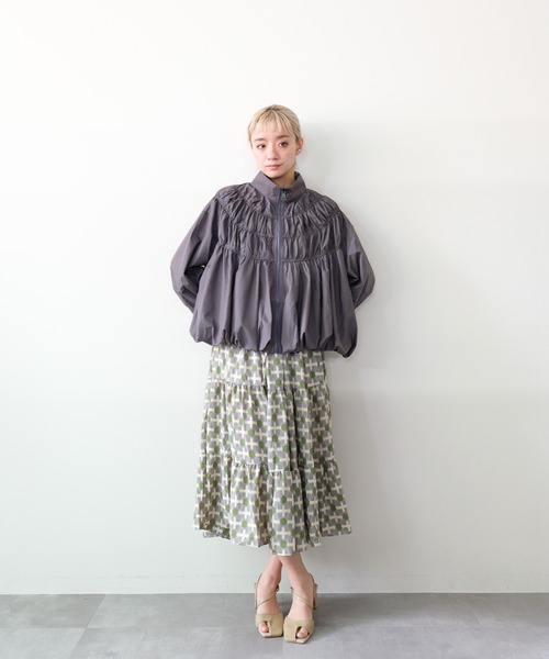 DOLLUPOOPS（ドールアップウップス）の「ジオメトリックプリントティアードワンピース（Tシャツ/カットソー・レディース・グリーン/ブラック・FREE）」の15枚目の写真