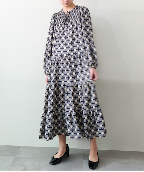 DOLLUPOOPS（ドールアップウップス）の「ジオメトリックプリントティアードワンピース（Tシャツ/カットソー・レディース・グリーン/ブラック・FREE）」の19枚目の写真