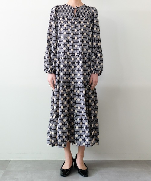 DOLLUPOOPS（ドールアップウップス）の「ジオメトリックプリントティアードワンピース（Tシャツ/カットソー・レディース・グリーン/ブラック・FREE）」の20枚目の写真