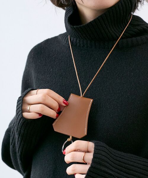 le.coeur blanc（ルクールブラン）の「O キーネックレス（ネックレス・レディース・ブラック/ブラウン・FREE）」の14枚目の写真