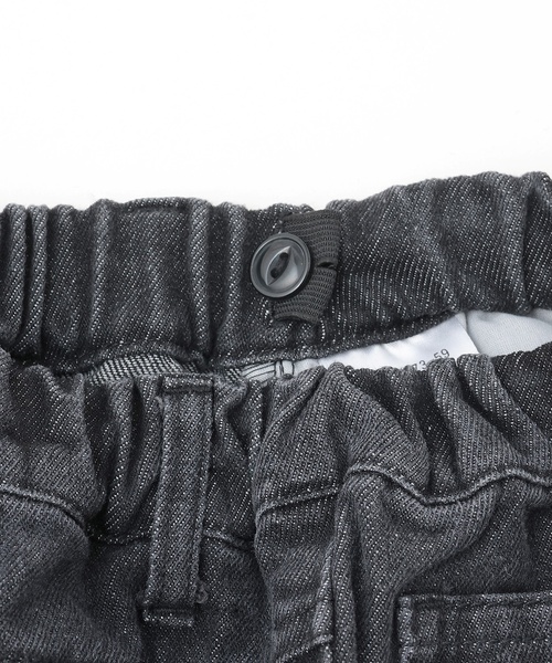 by LOVEiT（バイラビット）の「スターパッチデニムパンツ（デニムパンツ・キッズ・ブラック/ブルー・140cm/160cm/120cm/130cm/150cm）」の9枚目の写真