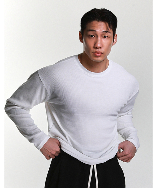 RVD(アールブイディー)の「ワッフルセミマッスルフィットロングスリーブ (オフホワイト)(Tシャツ/カットソー・メンズ・その他・LARGE/X-LARGE/2XL)」の2枚目の写真