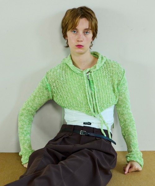 MAISON SPECIAL(メゾンスペシャル)の「Zip Short Cardigan with Babouche Collar/バブーシュカ付ジップショートカーディガン(カーディガン/ボレロ・レディース・グリーン/オレンジ/グレー/ブラック・FREE)」の3枚目の写真
