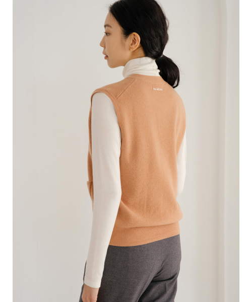 NITINA(ニティナ)の「ウール100ニットベストCM(ニット/セーター・レディース・キャメル・SMALL/MEDIUM)」の3枚目の写真