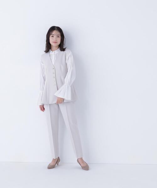 NATURAL BEAUTY BASIC(ナチュラルビューティーベーシック)の「◇フロントボタンペプラムジレ SETUP(その他アウター・レディース・ブルー/ネイビー/ベージュ・MEDIUM/SMALL)」の11枚目の写真