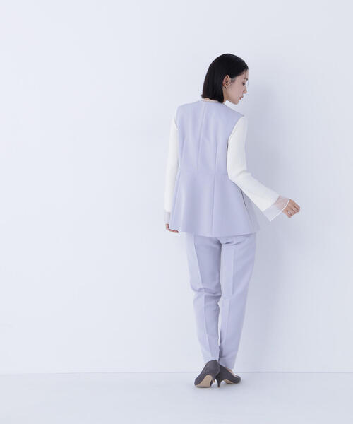 NATURAL BEAUTY BASIC(ナチュラルビューティーベーシック)の「◇フロントボタンペプラムジレ SETUP(その他アウター・レディース・ブルー/ネイビー/ベージュ・MEDIUM/SMALL)」の16枚目の写真