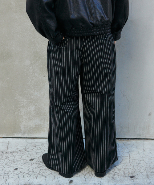 JOURNAL STANDARD（ジャーナルスタンダード）の「ピン ストライプ バギー ツイル パンツ（スラックス・メンズ・ブラック/ネイビー・LARGE/MEDIUM）」の6枚目の写真