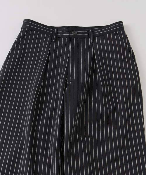 JOURNAL STANDARD（ジャーナルスタンダード）の「ピン ストライプ バギー ツイル パンツ（スラックス・メンズ・ブラック/ネイビー・LARGE/MEDIUM）」の18枚目の写真