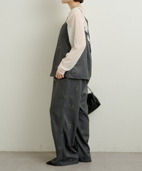 Omekashi（オメカシ）の「ビジューキャミソール（キャミソール・レディース・グレー/オフホワイト/ネイビー・FREE）」の6枚目の写真