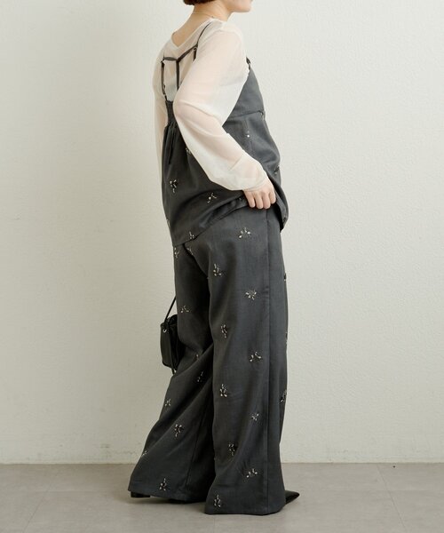 Omekashi（オメカシ）の「ビジューキャミソール（キャミソール・レディース・グレー/オフホワイト/ネイビー・FREE）」の8枚目の写真