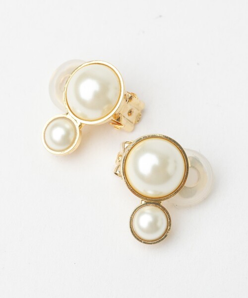 Caline Paris(カリーヌパリ)の「【Caline Paris/カリーヌパリ 】2連パールイヤリング/両耳(イヤリング・レディース・ゴールド・フリー)」の13枚目の写真