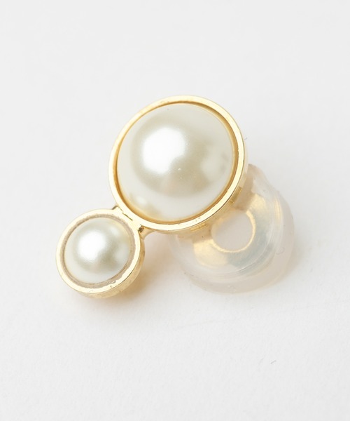 Caline Paris(カリーヌパリ)の「【Caline Paris/カリーヌパリ 】2連パールイヤリング/両耳(イヤリング・レディース・ゴールド・フリー)」の3枚目の写真