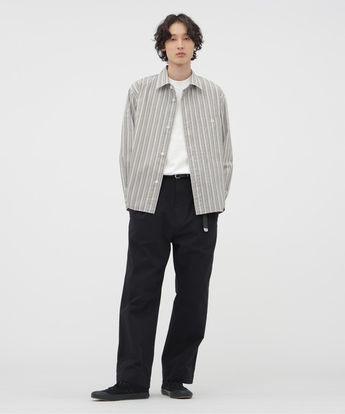 MHL.（エムエイチエル）の「PYJAMA STRIPE COTTON SHIRT（シャツ/ブラウス・メンズ・グレー・LARGE/MEDIUM/SMALL）」の2枚目の写真