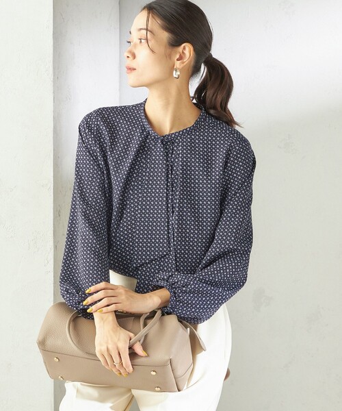 SHIPS(シップス)の「〈手洗い可能〉プリント タイ 長袖 ブラウス(シャツ/ブラウス・レディース・ネイビー/ベージュ系その他/オフホワイト・ONE SIZE)」の16枚目の写真