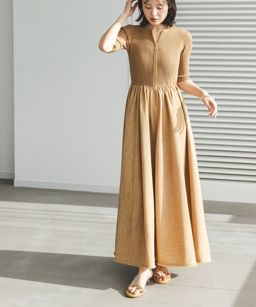 Noble(ノーブル)の「【洗える】フロントジップドッキングワンピース(ワンピース・レディース・チャコールグレー/キャメル/ライトグリーン・36/38)」の6枚目の写真