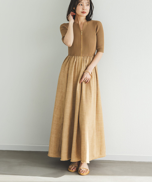 Noble(ノーブル)の「【洗える】フロントジップドッキングワンピース(ワンピース・レディース・チャコールグレー/キャメル/ライトグリーン・36/38)」の9枚目の写真