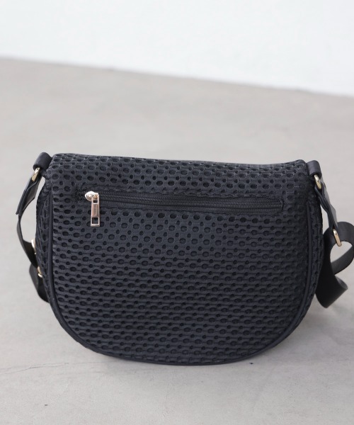 Bou Jeloud（ブージュルード）の「ドットメッシュボディバッグ（ボディバッグ/ウエストポーチ・レディース・ブラック・ONESIZE）」の12枚目の写真