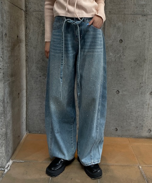 ROGER AND RAW（ロジャーアンドロウ）の「[ベルト付］ラインストーンデニムワイドパンツ（デニムパンツ・レディース・ブルー/ブラック・MEDIUM/SMALL）」の10枚目の写真