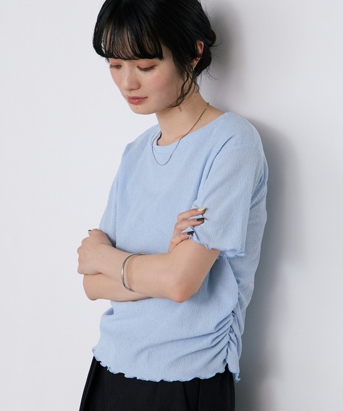 forksy.(フォルクシー)の「【forksy.】楊柳 シャーリング メロートップス / UVカット(Tシャツ/カットソー・レディース・ライトブルー/アイボリー/ブラック/ブラウン/ピンク・FREE)」の4枚目の写真