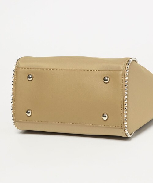 BEAUTY&YOUTH UNITED ARROWS（ビューティーアンドユースユナイテッドアローズ）の「ナイロン ボールチェーン ミドル 2WAY トートバッグ はっ水（トートバッグ・レディース・ブラック/ベージュ・FREE）」の7枚目の写真