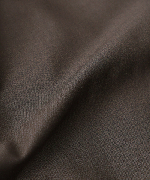 EDIFICE(エディフィス)の「LEATHER-TRIMMED シャツ ジャケット(その他アウター・メンズ・ベージュ/ブラック/カーキ・MEDIUM/LARGE)」の18枚目の写真