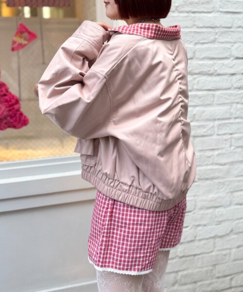 w closet（ダブルクローゼット）の「フリルポケットブルゾン（ブルゾン・レディース・ピンク/ネイビー・FREE）」の18枚目の写真