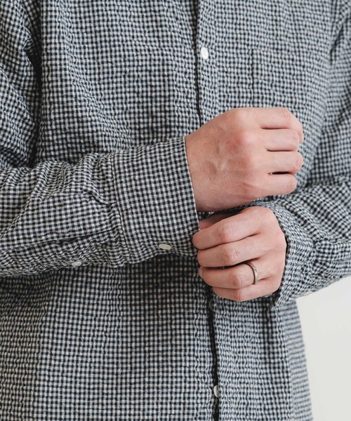 quadro（クオドロ）の「オーガニックドビーサッカーギンガムシャツ（シャツ/ブラウス・メンズ・ブルー/キナリ・LARGE/MEDIUM）」の8枚目の写真