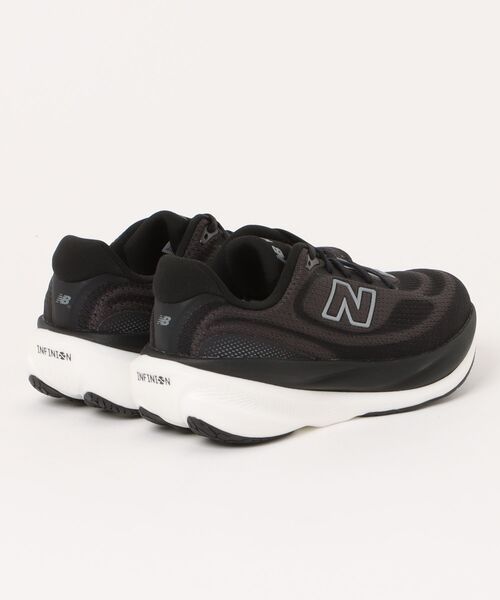 NEW BALANCE(ニューバランス)の「new balance ニューバランス W1080 V15【軽量】レディーススニーカー 厚底 ランニングシューズ(テンエイティ) W1080815 ブラック/ホワイト(スニーカー・レディース・ブラック・25.0cm/24.5cm/24.0cm/23.5cm/23.0cm/22.5cm)」の3枚目の写真
