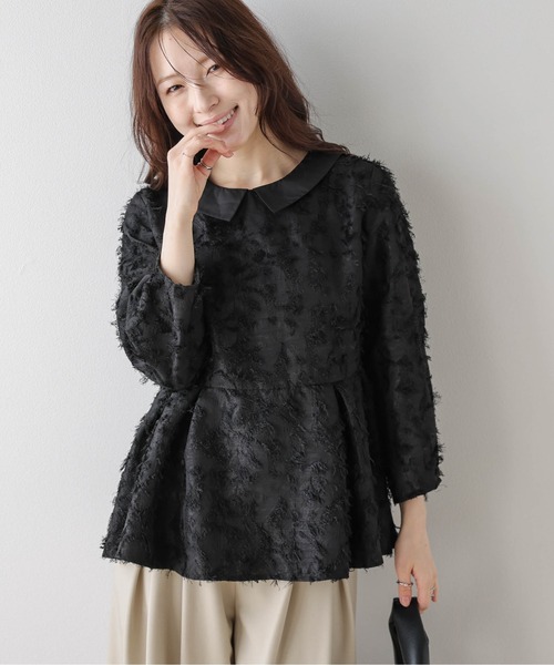 AMELY(エミリー)の「付け襟取り外し可能 2way ジャガードペプラムブラウス(シャツ/ブラウス・レディース・ブラック/ベージュ・L/M)」の1枚目の写真