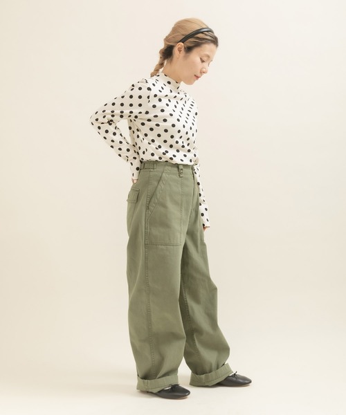 CHILD WOMAN（チャイルドウーマン）の「フライスドットプリント ハイネック長袖プルオーバー（Tシャツ/カットソー・レディース・ブラック/キナリ・FREE）」の9枚目の写真