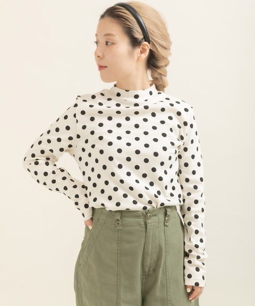 CHILD WOMAN（チャイルドウーマン）の「フライスドットプリント ハイネック長袖プルオーバー（Tシャツ/カットソー・レディース・ブラック/キナリ・FREE）」の3枚目の写真