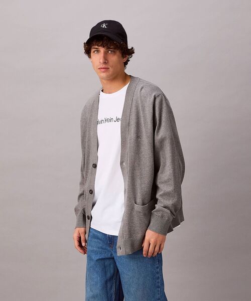 Calvin Klein（カルバン・クライン）の「【ユニセックス】Vネックリラックスコットンカーディガン（カーディガン/ボレロ・メンズ・ブラック/グレー・L/M/S/XL）」の11枚目の写真