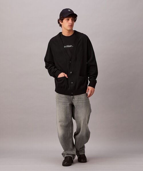 Calvin Klein（カルバン・クライン）の「【ユニセックス】Vネックリラックスコットンカーディガン（カーディガン/ボレロ・メンズ・ブラック/グレー・L/M/S/XL）」の8枚目の写真