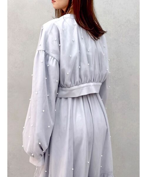 dazzlin（ダズリン）の「パールツキチュールブルゾン（ブルゾン・レディース・アイボリー/ブラック/グレー・FREE）」の12枚目の写真