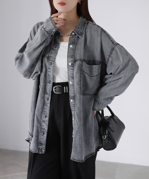 Riberry（リベリー）の「【接触冷感】2WAYテンセルデニムシャツ（シャツ/ブラウス・レディース・ブラック/ブルー・FREE）」の2枚目の写真