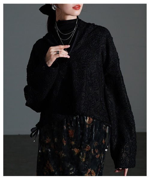 Sawa a la mode(サワアラモード)の「花柄モール刺繍レースショートフーディー(パーカー・レディース・アイボリー/ブラック/モカ・FREE)」の6枚目の写真
