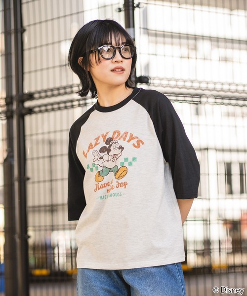 Disney（ディズニー）の「【DISNEY/ディズニー】【軽やかな着心地でお出掛けにぴったり！】ラグラン7分袖Tシャツ ミッキーマウス キャラクターグッズ 配色切り替え カレッジ風 ストリート スケーター 古着MIX（Tシャツ/カットソー・レディース・その他/その他3/その他2/その他1・MEDIUM/LARGE）」の5枚目の写真